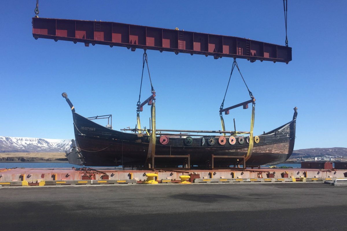 Vikings boat to Iceland